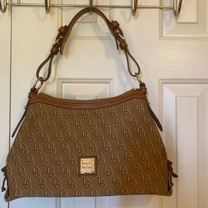 DOONEY & BOURKE Small East West Slouch Bag